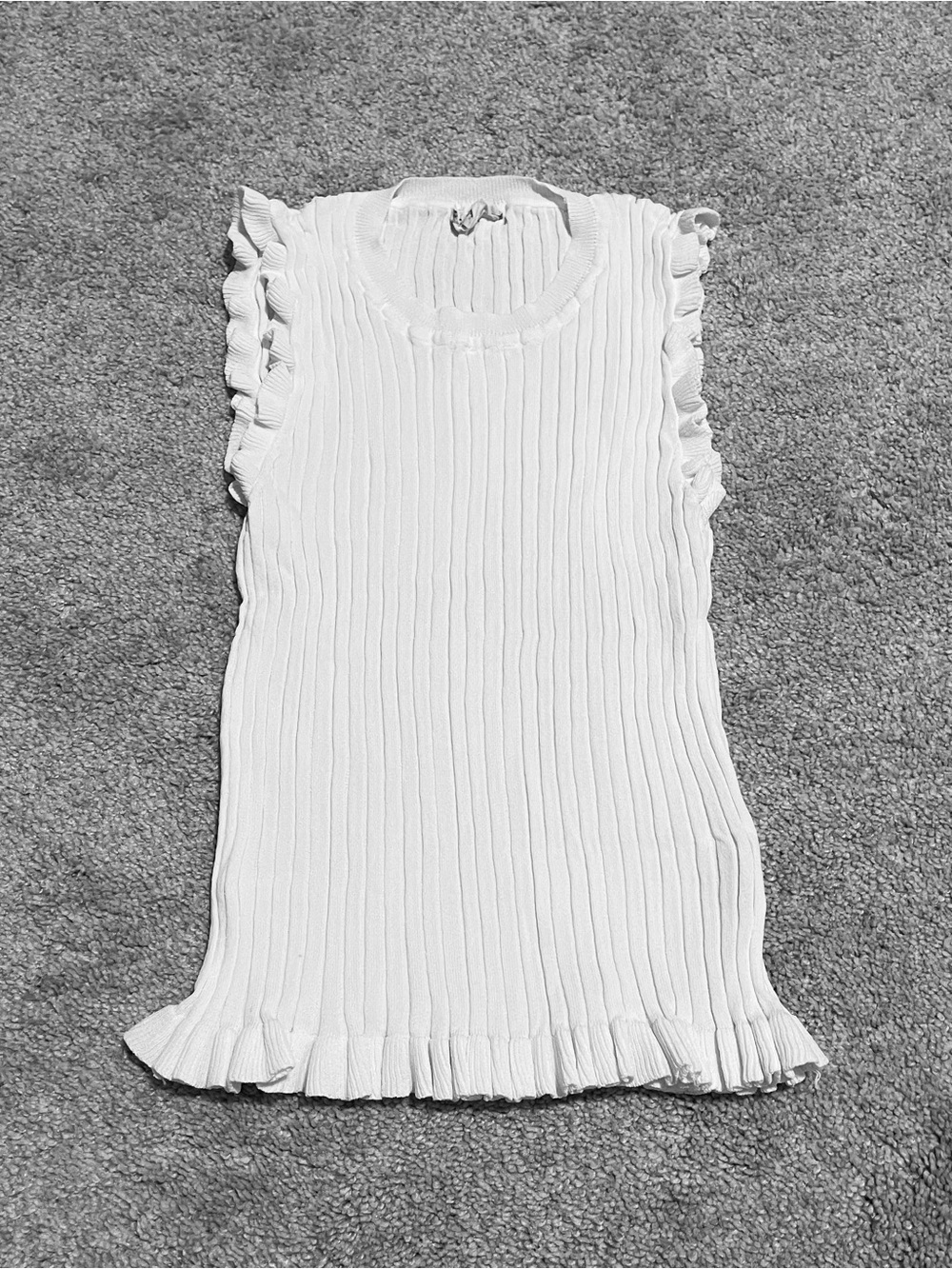 Women's Ruffle & Pleated Tank Set - Picture 2 of 9